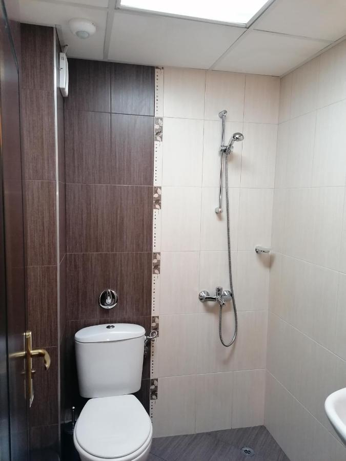 בלאגובגראד Petkov Family Hotel מראה חיצוני תמונה