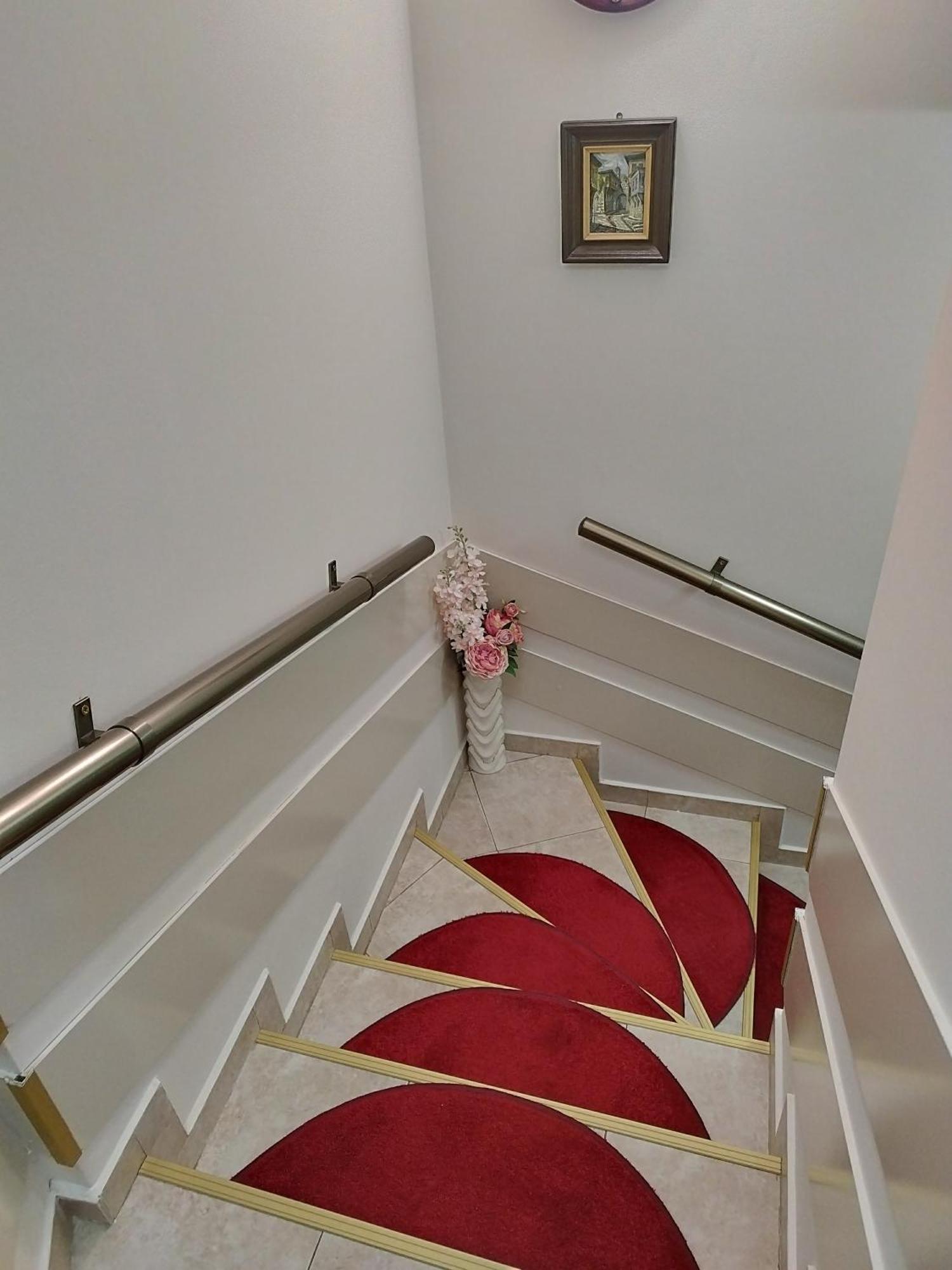 בלאגובגראד Petkov Family Hotel מראה חיצוני תמונה