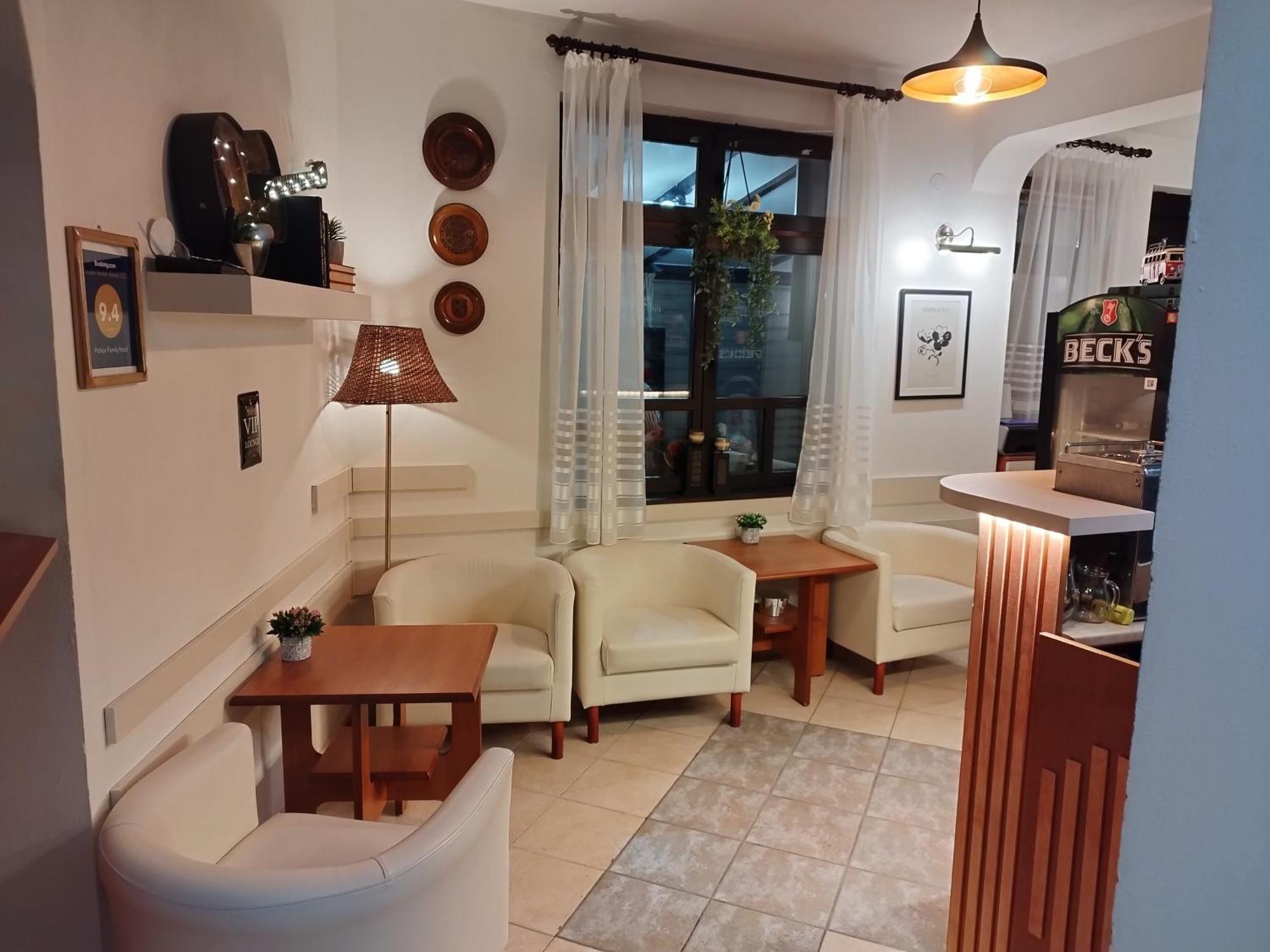 בלאגובגראד Petkov Family Hotel מראה חיצוני תמונה