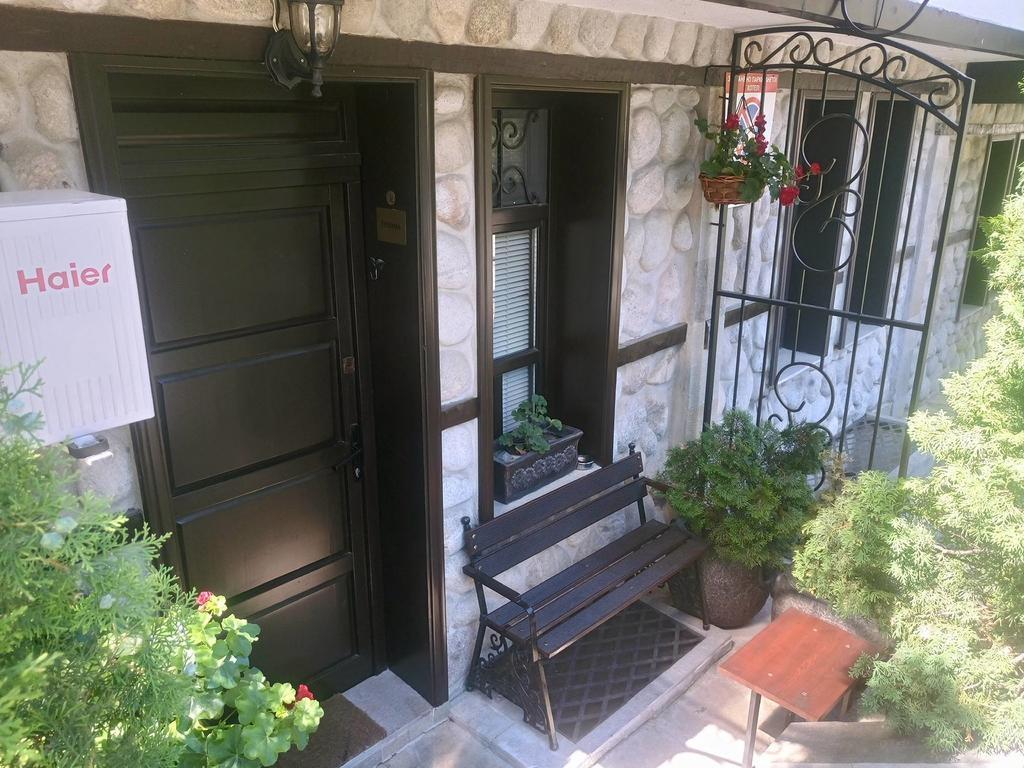 בלאגובגראד Petkov Family Hotel מראה חיצוני תמונה